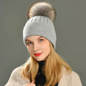 Beanie / Skull Caps Jaxmonoy Inverno Real Fur Beanies Feminino Patchwork Quente Chapéus de Malha Natural Raccoon Fur Wool Chapéu Moda Mulheres Fur Pompon Hat 231102