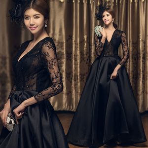 Gorgeous Black Mother Of The Bride Dresses Lace Satin V Neck Sexy Sleeves Plus Size Dress Women Formal Evening Wear For Wedding Long Prom Gowns 403
