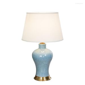 Настольные лампы Американская синяя ваза сливы керамическая лампа спальня кровати гостиная