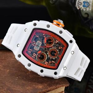 R2023 6-stift Automatisk datering Watch Limited Edition Top Brand Luxury Full Function Quartz Watch Silicone Strap