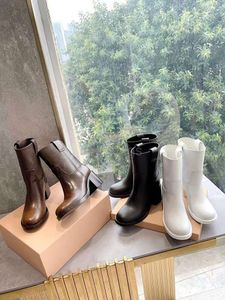 Miui 2024 En iyi kaliteli yüksek ayakkabı sonbahar/kış deri yeni orijinal topuk kısa botlar İngiliz tarzı ev kaba topuk martin botlar yuvarlak kafa kolu botlar
