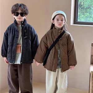 Down Coat 2023 Winter Kids Chinese Style Quiltade rockar Vintage Claw Button Boys Parkas Thicken Warm Turtleneck Girls Jackets