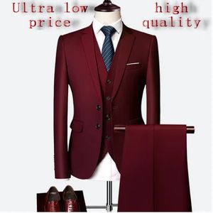 Мужские костюмы Blazers жених мужской свадебный выпускной костюм Green Slim Fit Tuxedo Mens Formal Business Work Костюмы 3PCS SETS Krackpantsvest 231101