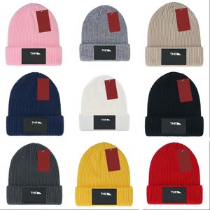 Klasik Kafatası Kapakları Kış Beanie Tasarımcı Örme Bonnet Lüks Mektup Gündelik Açık Dış UNISEX CAPPELLO Klasik Yün Şapkalar Tasarımcıları Kadınlar Sıcak FA04