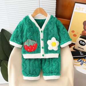 Kläder sätter höst vinter barn pojke 2 st kläder set tecknad skarvad hemkläder sleepsuit fleece pant baby outfit spädbarn kostymer 231102