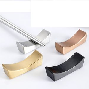 NUEVA Moda Chopsticks Chinese Soporte Japonés Corea Corea Palabres de descanso Metal Metal Reutilizable cucharada de cuchillos Rack Dh08