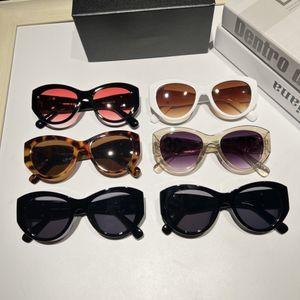 Lyxdesigner coola solglasögon UV-bevis för män och kvinnor trend personlighet solklasser topp solklasser gåva
