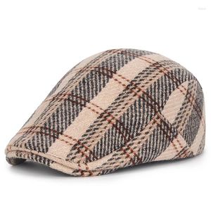 Berets 2023 Winter Baskenmütze für Männer Plaid Cabbie Hut Mode Vintage Britische Sboy Hüte Frauen Casual Warme Woolen Boina hombre