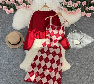 2023 Nero Autunno Elegante 2 pezzi Abiti set da donna Cardigan monopetto con bottoni dorati maglione lavorato a maglia Vita alta Mini abito gonna