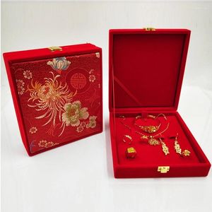 Jewelry Pouches Red Velvet Wedding Bride Necklace Pendant Gift Box Chinese Style Earrings Trinket Display Case Holder Organizer