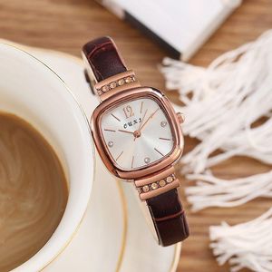 Armbandsur Stylish Casual High Quality Ladies Square Rose Gold Dial Leather Strap Quartz Watch Student Girl Digital Minimalist Vintage CLO