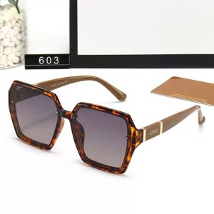 Męskie okulary przeciwsłoneczne projektant okularów przeciwsłonecznych luksusowe okulary mody litera słoneczna okulary dla kobiet senior
