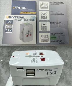 الكل في واحد عالمي عالمي Smart Dual USB + PD Socket World Power Type C Adapter Adapter Charger World Travel AC Power Charger مع مربع تجارة التجزئة في المملكة المتحدة في المملكة المتحدة في المملكة المتحدة