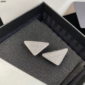 Luxur Designer Womens Stud Earrings Big Triangle Hoop Sliver Studs Earring Letter P Diamond Earing Fashion Brand Jewelry Earings 2304031BF