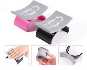 Ny U Shape Nail Art Pillow for Manicure Hand Arm Rest Holder Washable Soft Silicone Nail Palm Rests Stand Nail Tools Equipment5213155