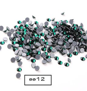 1440 Pezzi Emerald Fix Strass SS12 Fix Strass posteriori piatti Tessuto per cucire Strass per indumenti Nail Art Stone9605192