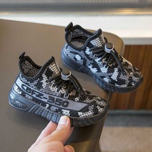 Sportliche Outdoor -Sommersport -Wanderschuhe für Kinder leichte atmungsaktiv