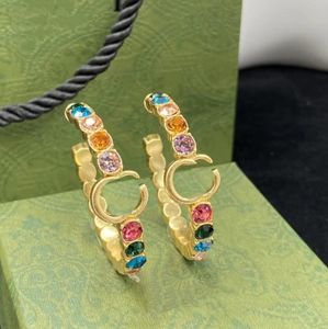 Braço de brinco clássico Marca de alta qualidade Charm Stud Crystal Brincos de letra dupla de letra de moda de morango jóias de anel de ouvido