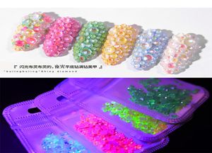Paznokcie płaskie wiertło Neon Bulling Błyszcząca diament Różne kolory Efekt Zgodnie z lekkimi dekoracjami grafiki paznokci 3GBAGS LUMI7355800