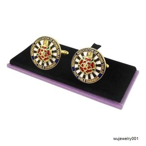 Jian 36 عامًا من الشركة المصنعة 3D البيت الأبيض المينا الأزرار الفاخرة الفضية مطلي Atacado Abotoaduras Custom Men Cufflinks