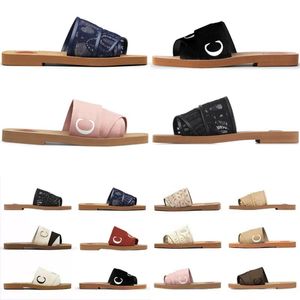 Designer Luxury Woody Slipper Kvinnor Sandaler Bokstäver Glides Summer Canvas Rubber Black White Pink Soft Sail Womens Mules Flat Fashion Slide Outdoor Beach Shoe