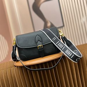 Jacquard Messenger Bag Women Crossbody Bags Old Flower Shoulder Handbags Embossed Leather Interior Zip Pocket Removable Wide strap Flap Wallet