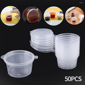 収納ボトル50pcs 25/50/100ml使い捨てソースボックスプラスチックテイクアウトカップコンテナ丸い透明な蓋付き