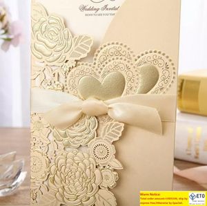 Nya 4st Set Gold Laser Cut Wedding Invitation Card Rose Love Heart gratulationskort Anpassa kuvert med Ribbon Event Party Supplies