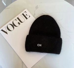 New winter alphabet candy colored girl cold hat with Angora rabbit hair couple knitted woolen hat trend