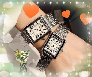 Square Face Roman Tank Women's Small Dial Watch rostfritt stål Band Top Brand Luxury Lady Waterproof Quartz Movement Two Pins Iced Out Hip Hop Braclet Wristwatch