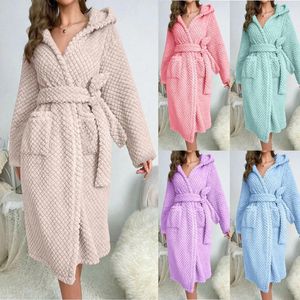 Women's Sleepwear Pineapple Bathrobe Coral H Hooded Skirt Water Absorbent Large Thickened Home Nightwear Beauty