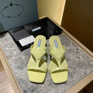 Shoes Sandals Beach Slippers Designer Men Summer Ladies Rubber Black White Blue Flat Thick Sole Comfortable Mens Size 35-40
