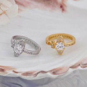 Desginer Viviene Westwoods İmparatoriçe Dowager'ın Yüzüğü Vivienne West Wood Shining Full Diamond Satürn Kişilik İns Ring