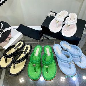 sandálias de lâmina de designer sandálias de verão sapatos de córium sandálias de couro casual de praia clássicas
