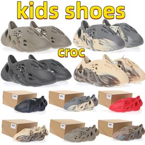 çocuklar koşucu terlik bebek terlik köpük Gençlik erkek bebek kız tasarımcı spor ayakkabıları çocuk tainers EVA Slaytlar Bebekler Çocuk Desert Bone Bebekler Sho H7IE #