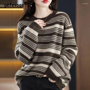 Kadın Sweaters Sonbahar Kış Koreli Moda Çizgili Büyük Boy Sokak Giyim Örme Süveter Sıradan Uzun Kollu Külot Üstü Kadın Jumper