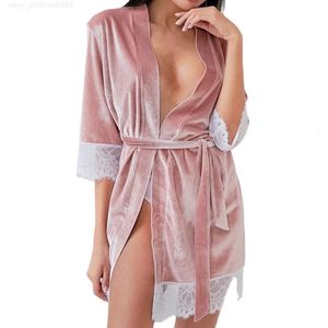 Custom Keep Warm Thick Robe Pink Women Pajamas Wholesale velvet Winter Night Gown Sexy Bath Robe For Femme