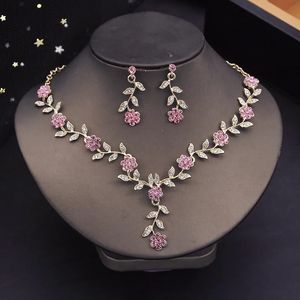 Stud Bride Jewelry Sets for Women Luxury Flower Choker Necklace Earrings Wedding Dress Bridal Fashion 231102