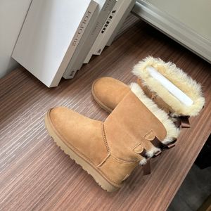 Austrália Botas Designers Botas Sapatos de Neve Mulheres Fur Slides Clássico Ultra Mini Plataforma Bota Slip-on Camurça Lã Bota Mistura Inverno Tornozelo Ovelha Designer Castanha Preto