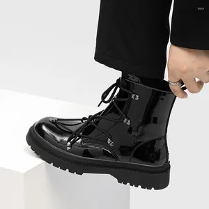 Botas 2023 Side Zipper Tornozelo Homens Plataforma Clássica Redondo Toe Couro Respirável Sapatos de Festa