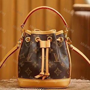 Fashion Designer Bag Shoulder Bags Tote Bags Bucket Bags Designers Hasp Flap Interior Compartment Coin Pouch Wallets Casual Practica mini Handbags Backpack Bag