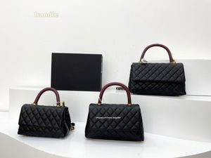 2022 TOP Designer Bolsa de Ombro Cadeia Bolsa Clutch Flap Coco Totes Bags Carteira Feminina Alças Duplas Letras Sólidas Hasp Cintura Listras Quadradas Bolsas Femininas de Luxo