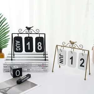 Nyhetsartiklar Simple Iron 2023Year Desk Calender Small Ornaments Home Living Room Desktop Decorations Bedroom Decoration