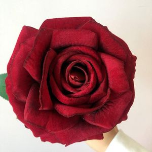 Flores decorativas 10pcs vermelho escuro rosa artificial cabeças de veludo a granel para casamentos em casa decoração