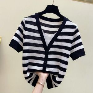 Kvinnors T -skjortor Summer Thin V Neck Loose Pullovers Sweaters Women Stripe Short Sleeve Ice Silk Sticked Tops Jumpers Womens Clothing Mujer