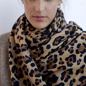 Halsdukar 2023 ankomst leopard tryck akryl pashmina halsduk kvinnor vinter tjock varm imiterad kashmir filt sjal märke