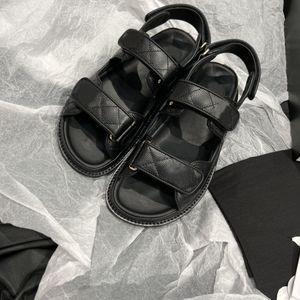 Sapatos femininos Dad Sandals Daddy Black Sandals de couro genuíno Paris Fotos reais de moda perfeitas
