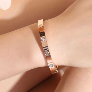 2023 explosive bracelet Titanium steel bracelet women's ins Fashion Bracelet niche design rose gold diamond mesh red color buckle bracelet