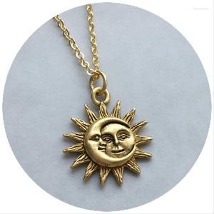 Kedjor vintage sol och måne tenn charm Celestial Dainty Halsband för kvinnor boho smycken rostfritt stål statemtent collier