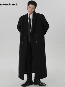 يمتزج الرجال Mauroicardi الخريف الشتاء الطويل الأسود معطف كبير الحجم دافئ الرجال منصات الكتف الكتف مزدوجة الصدر الفاخرة الفاخرة 231102